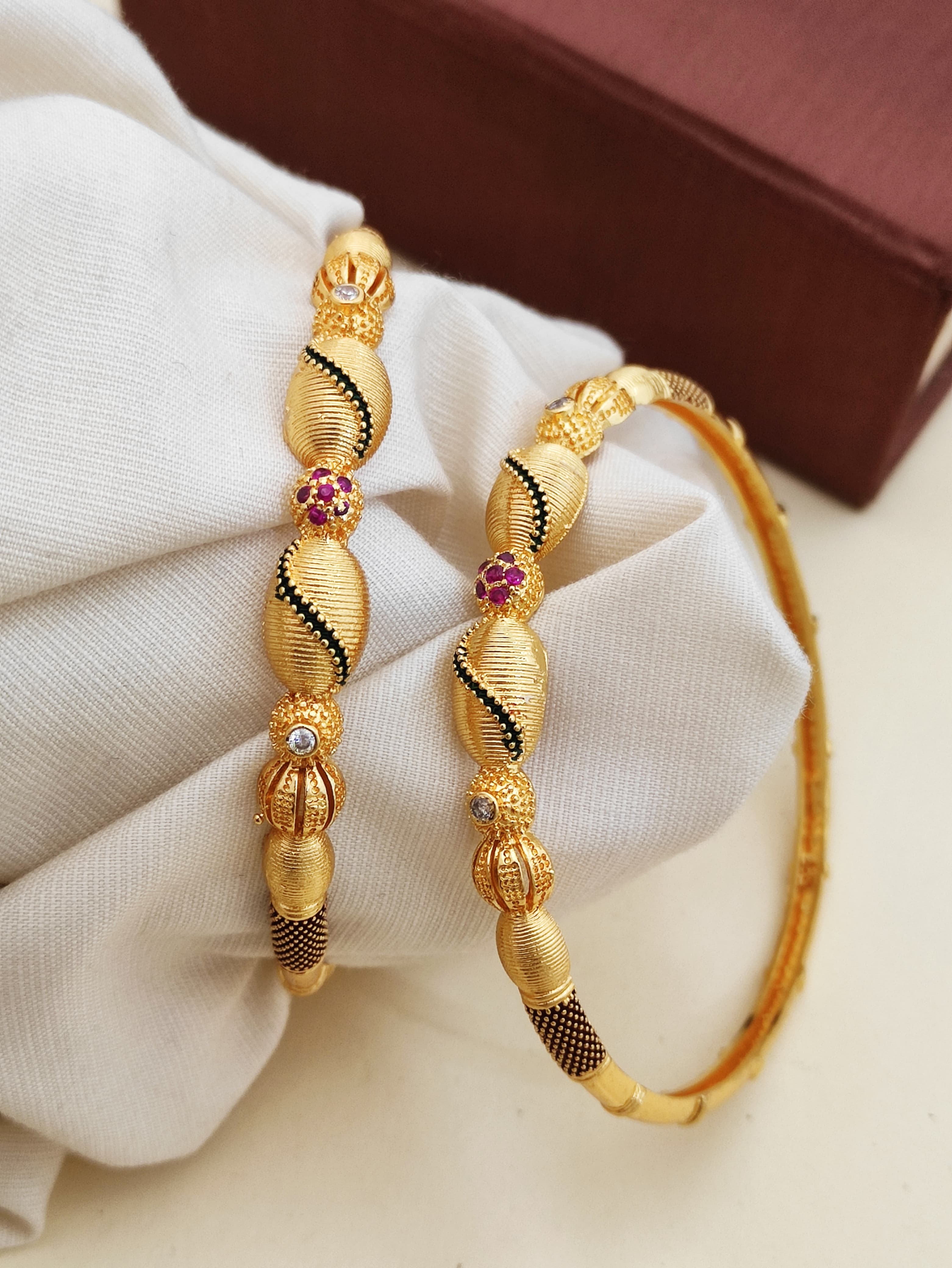 DESIGNER BANGLES