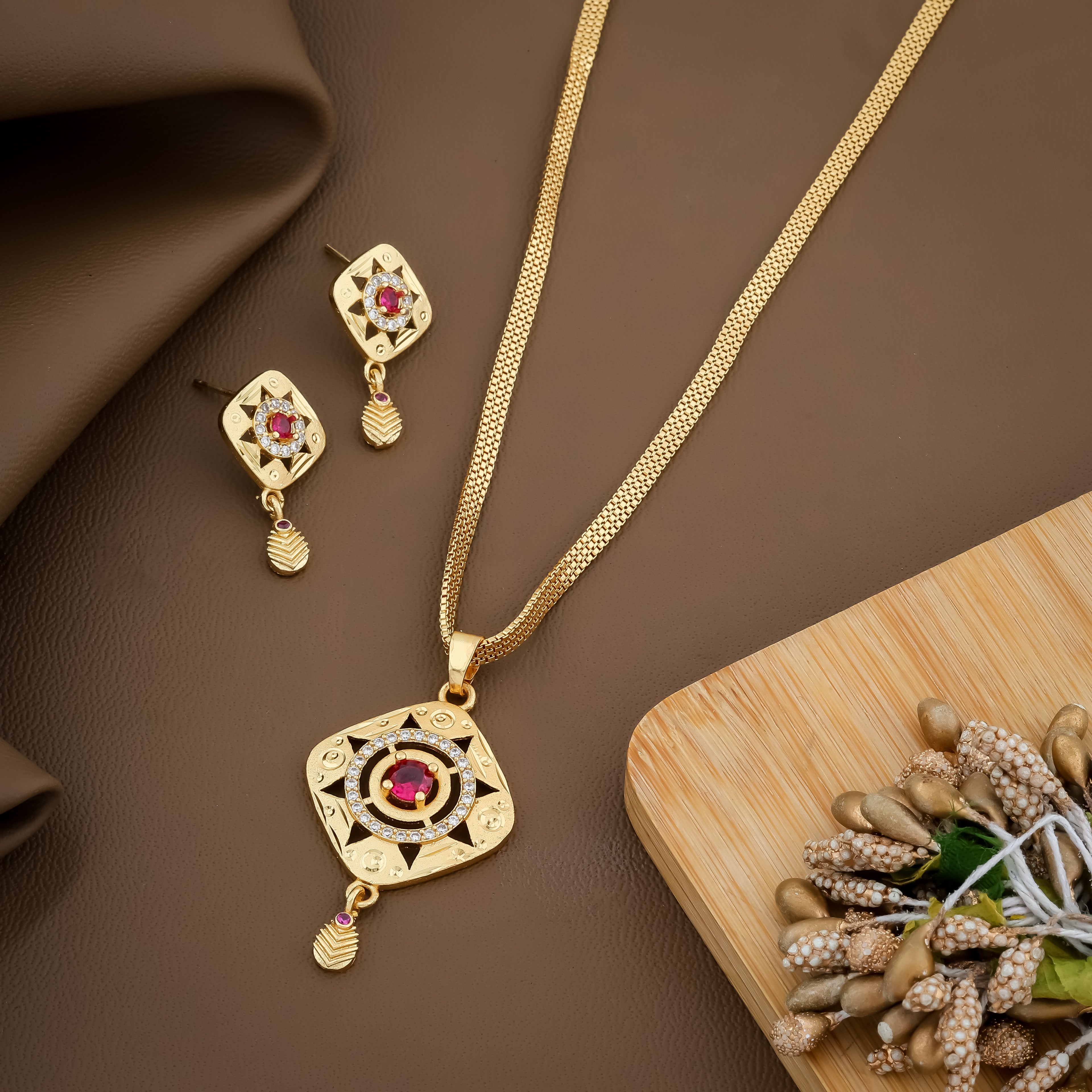 Premium Style 1 Gram Gold Plated Pendal Set